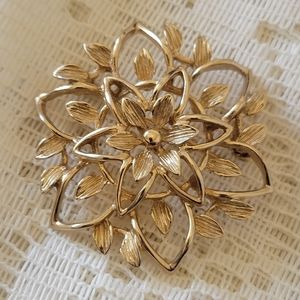 Sarah Coventry Brooch